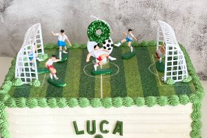 Tårta till en liten fotbollsfantast!
