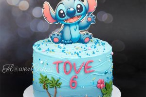 Tårta med Stitch-tema till lilla Tove.